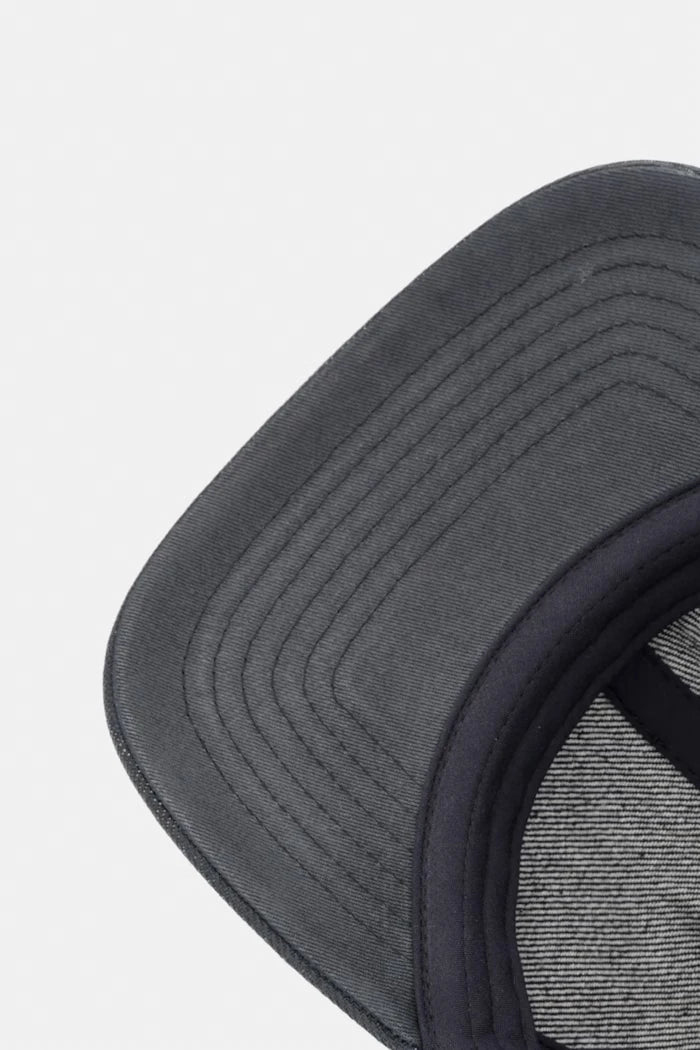 Levi's бейзболна шапка от памук Coated x PRIDE