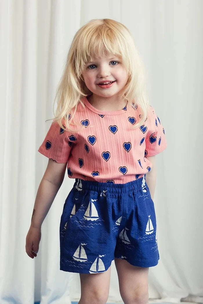 Детска памучна тениска Mini Rodini Outlined hearts