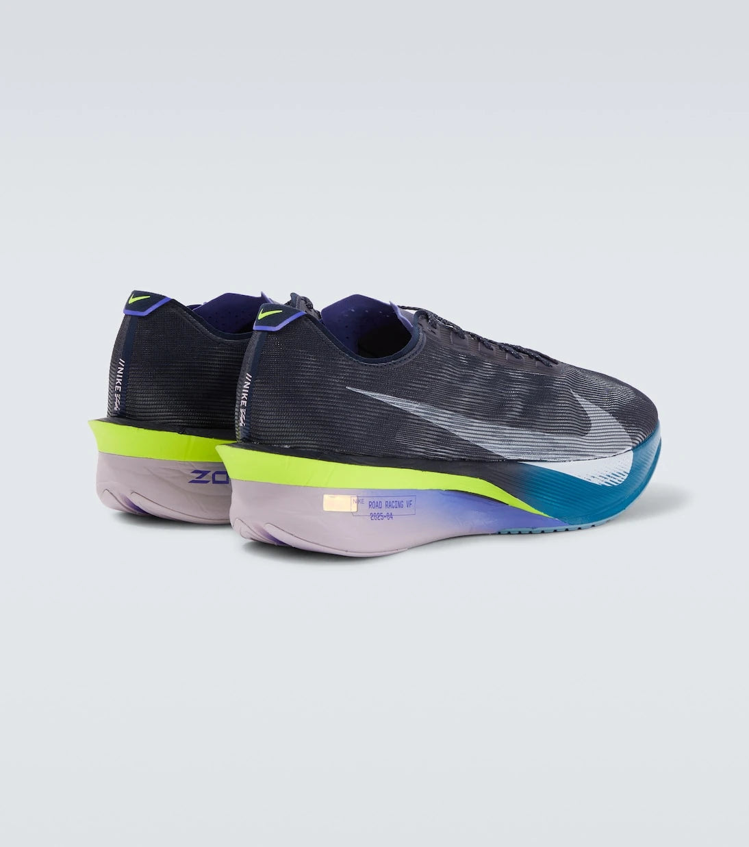 Nike - ZoomX Vaporfly 4 running shoes
