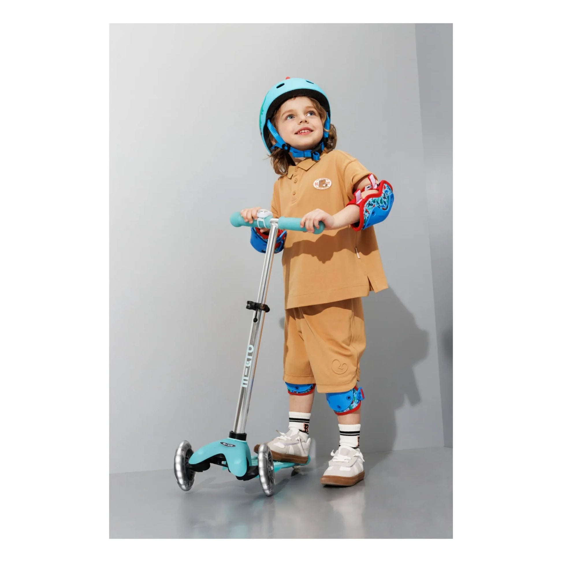 Micro - Mini LED Phosphorescent Scooter | Aqua