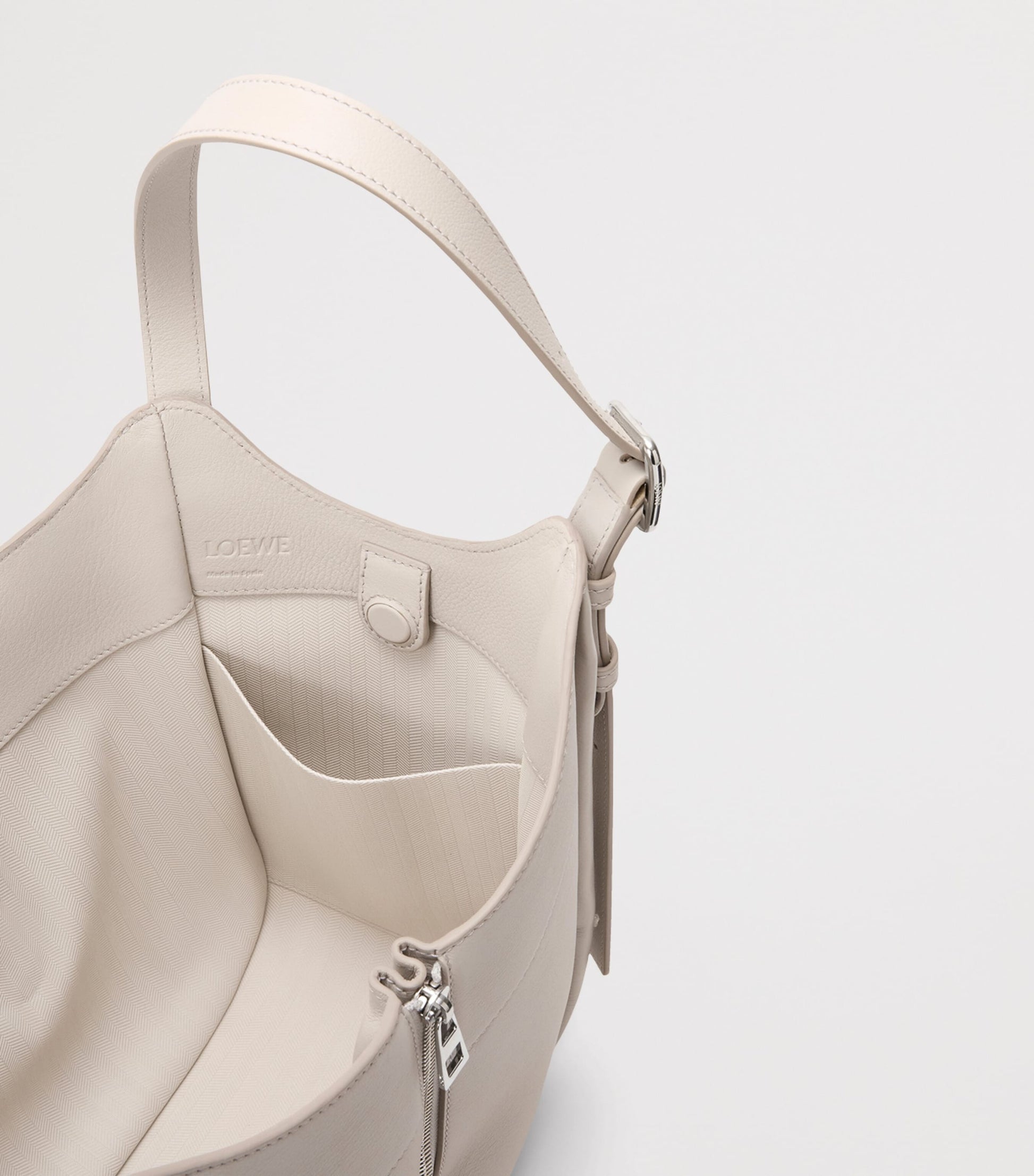 Leather Hammock Flip Bag