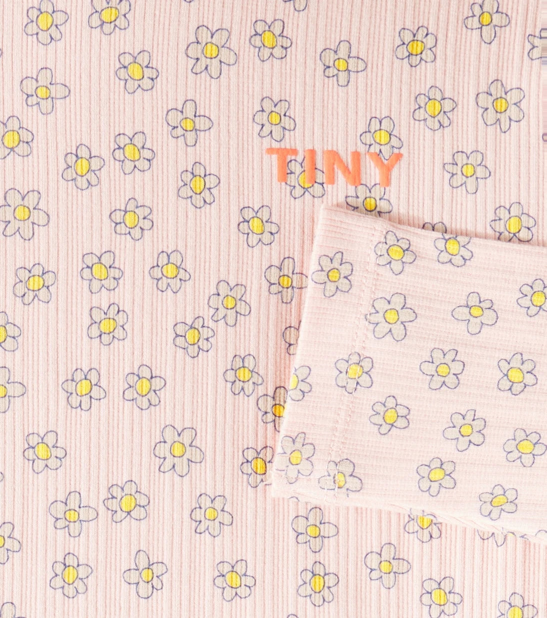 Tinycottons - بلوزة قطن بياقة وهمية بنقشة أزهار الأقحوان
