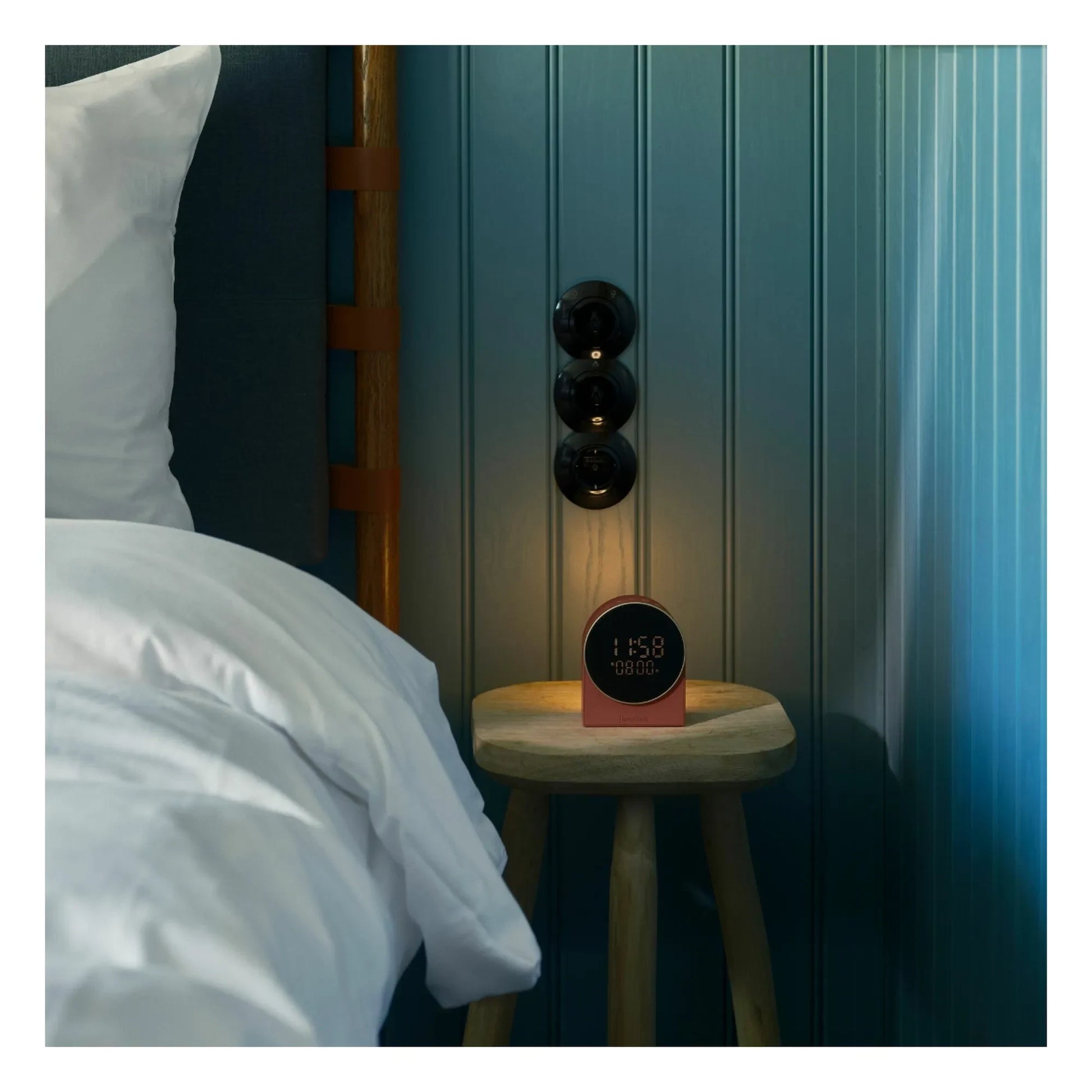 Kreafunk - Ivy alarm clock | Terracotta