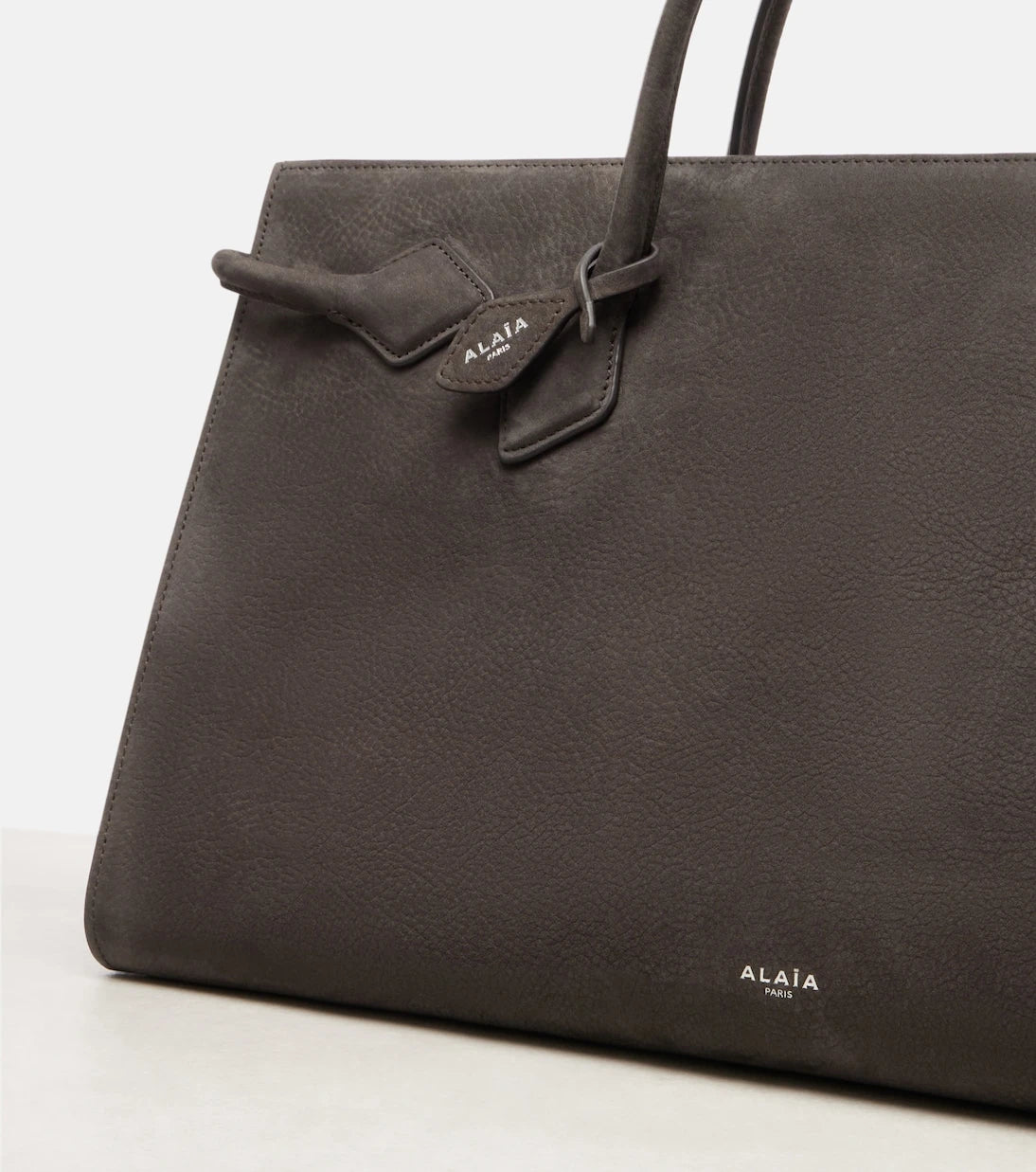 Alaïa - حقيبة كتف Le Teckel Large جلدية