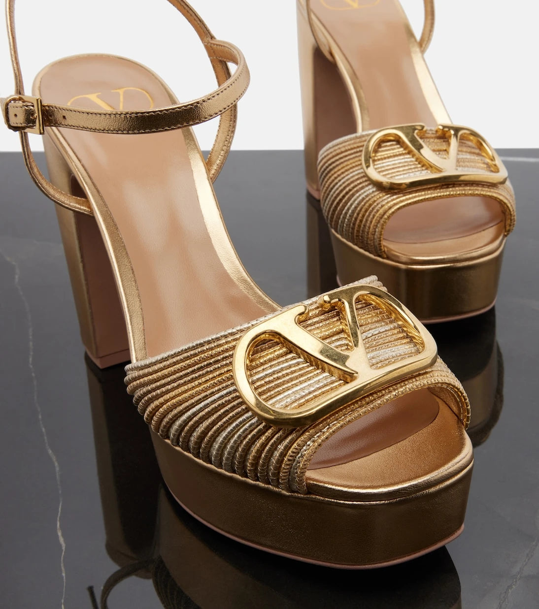Valentino Garavani - VLogo metallic leather platform sandals