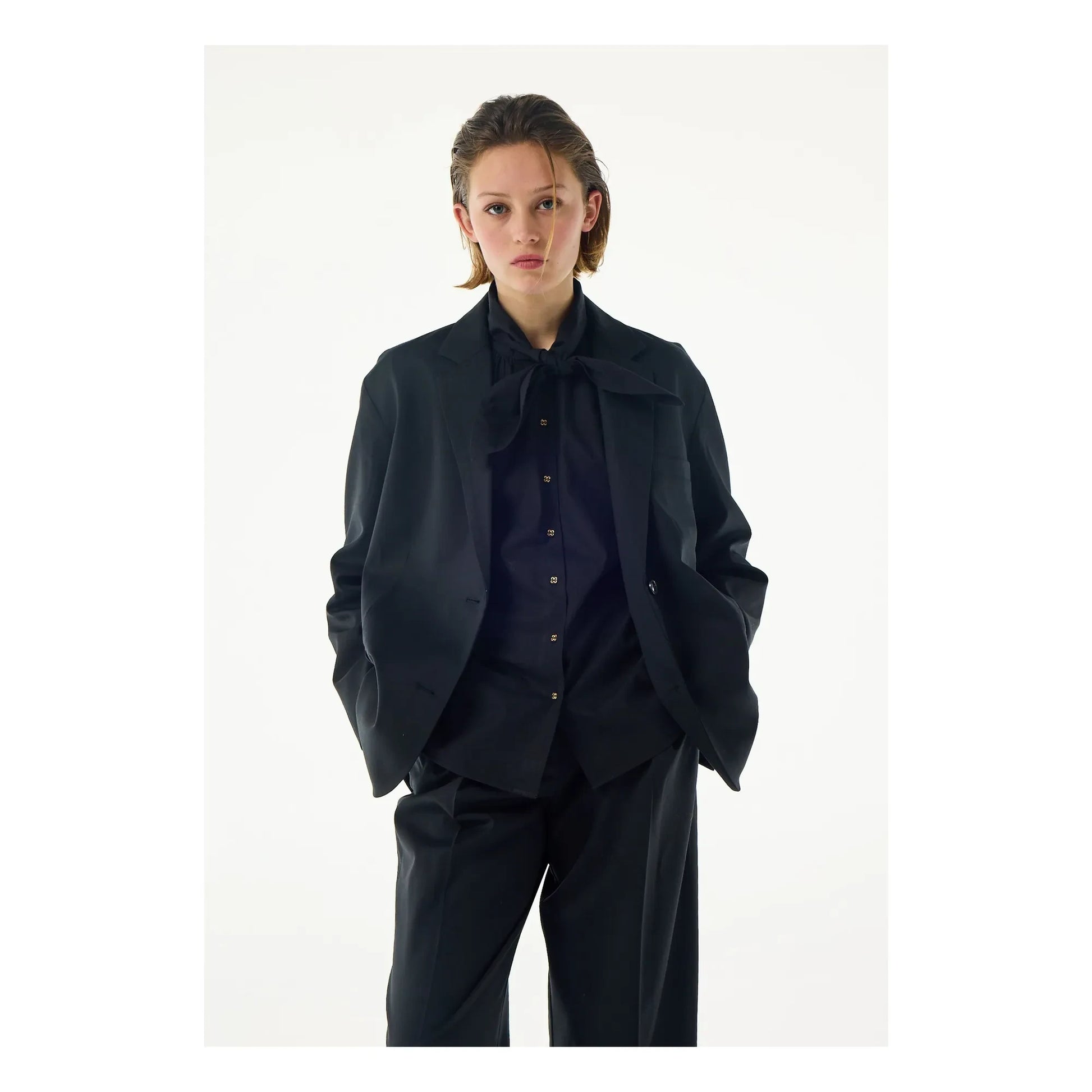 BELLEPIECE - Tailoring London Virgin Wool Jacket | Black