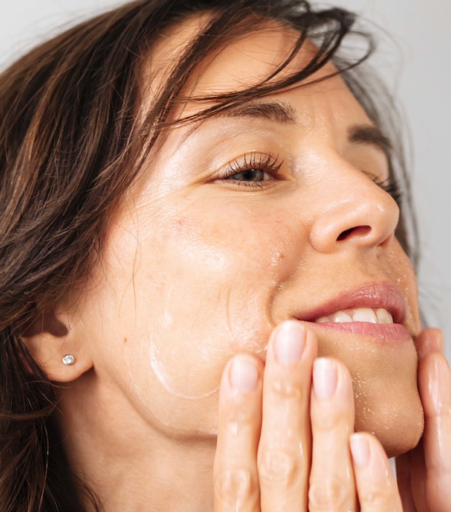 Jumbo Size Soy Face Cleanser (400ml)