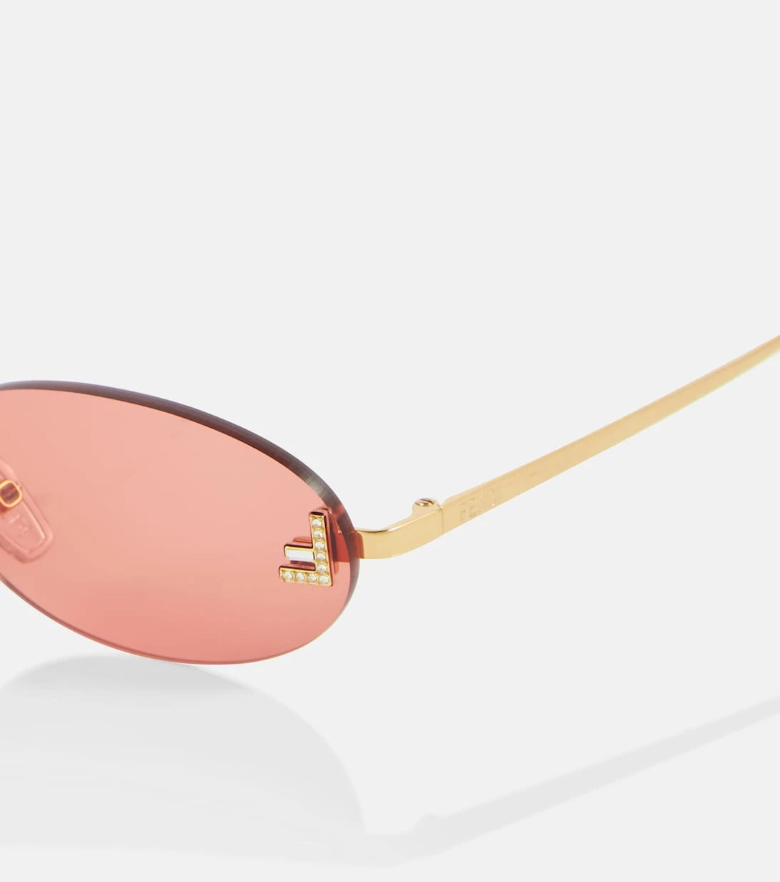 Fendi - نظارة شمسية Fendi First بيضاوية