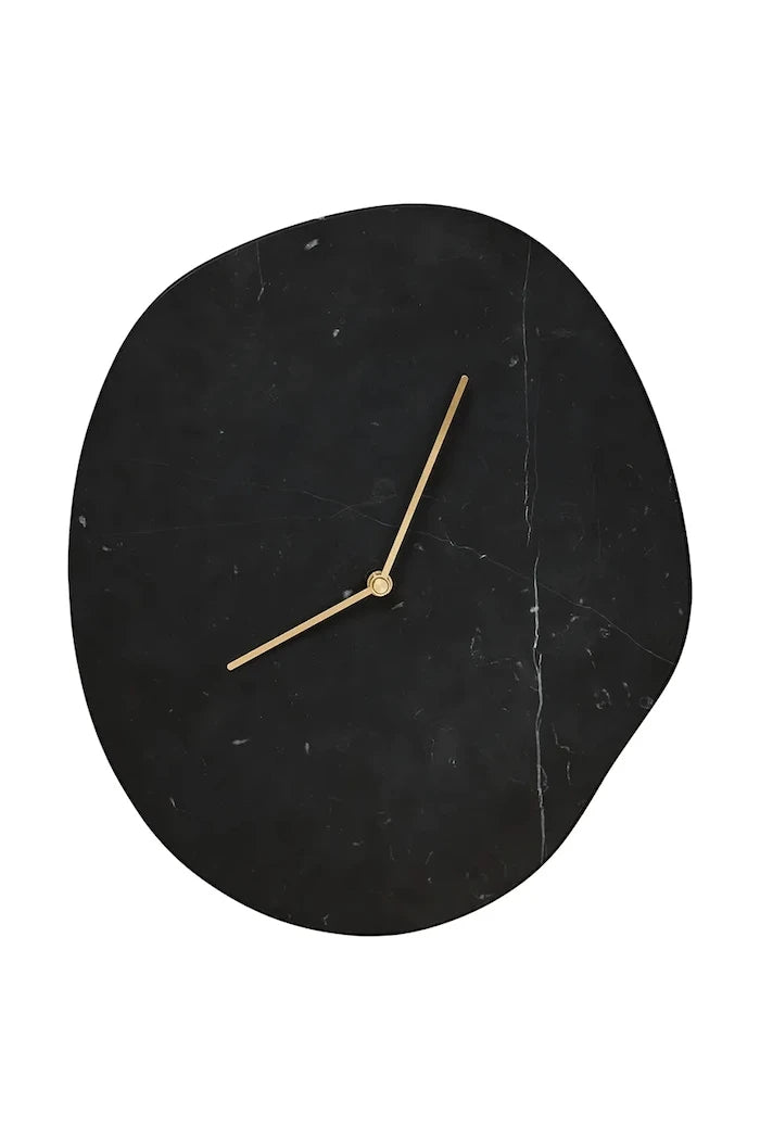 Стенен часовник ferm LIVING Melt 28 x 33 cm