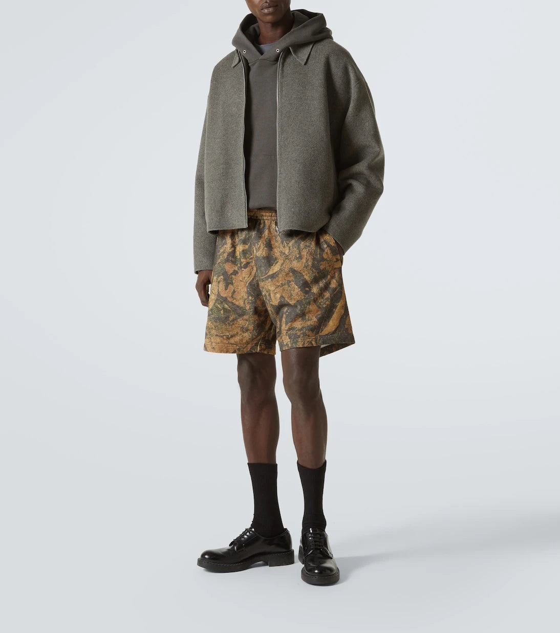 Acne Studios - شورت من الصوف القطني بنقشة مموهة