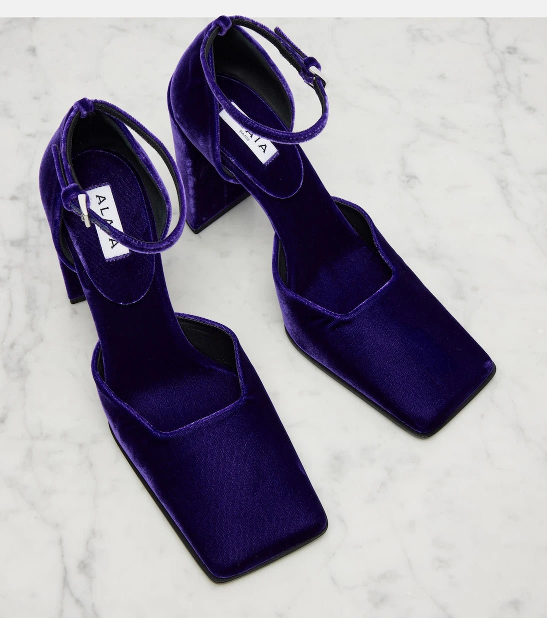 Alaïa - Square 90 velvet pumps