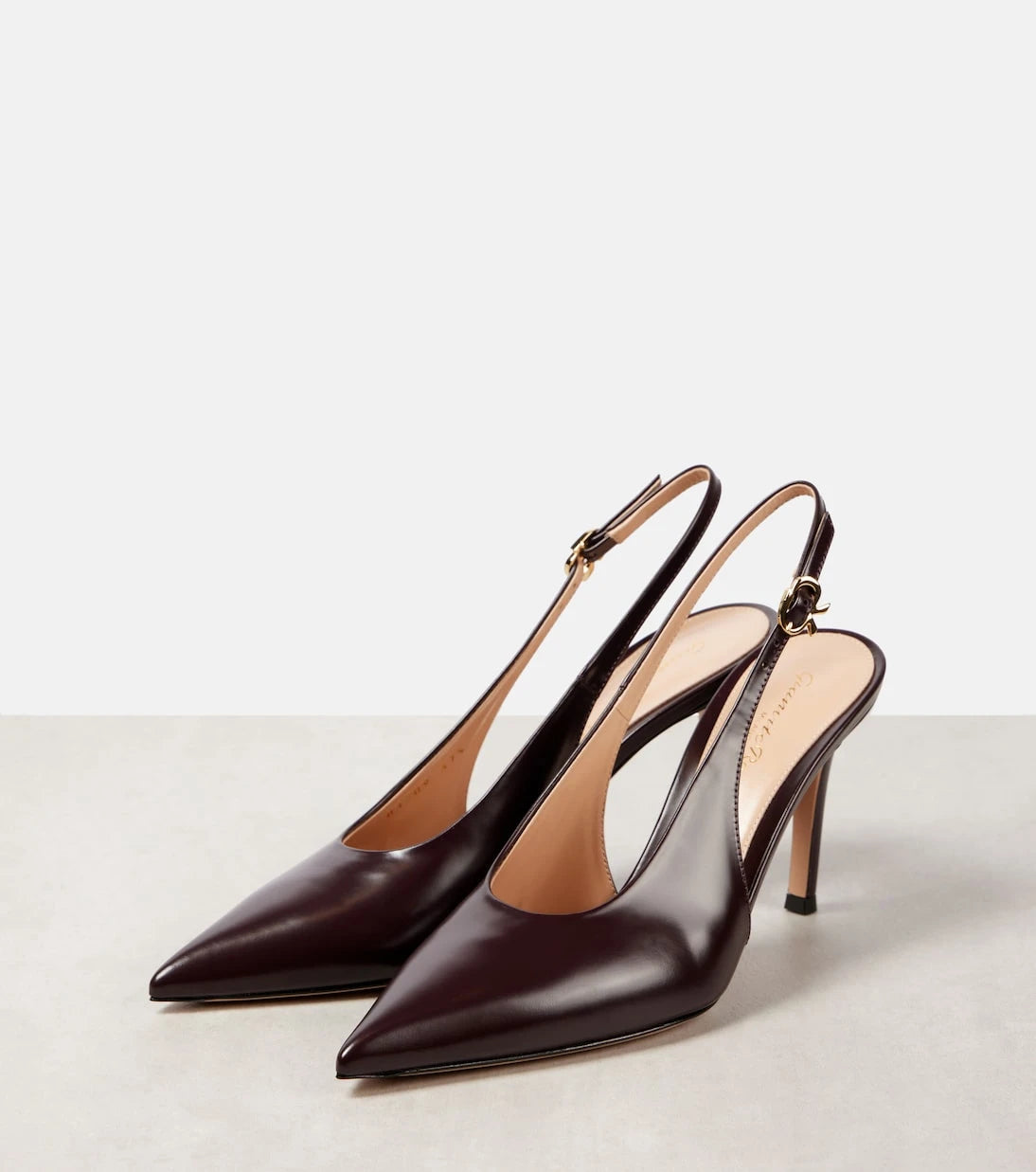 Gianvito Rossi - Robbie 85 patent leather slingback pumps