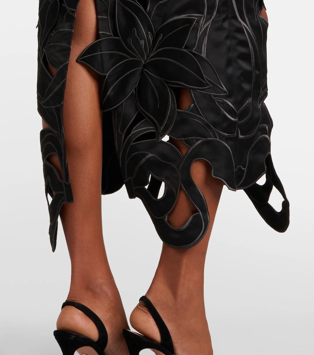 Leo Lin - Rayna floral-appliqué bustier gown
