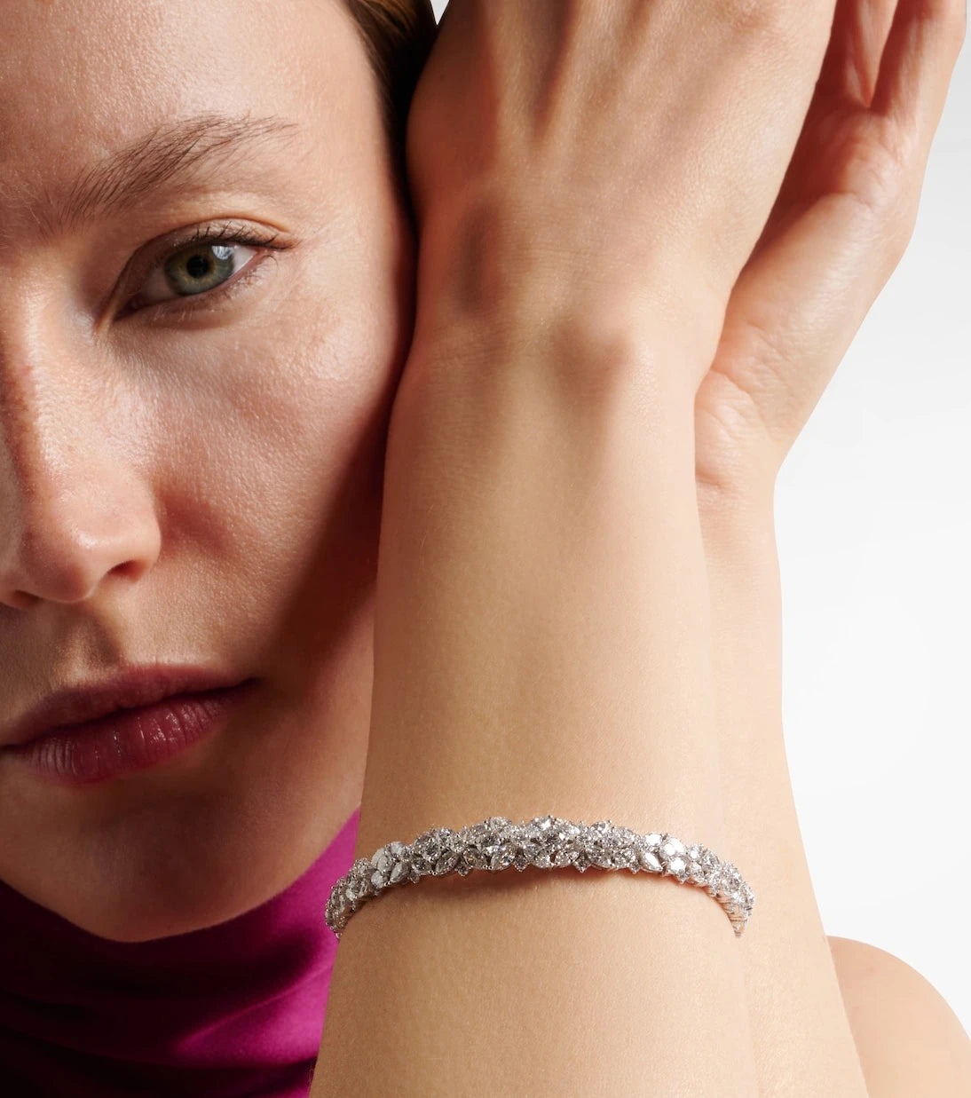 Yeprem - Y-Couture 18kt white gold bangle with diamonds