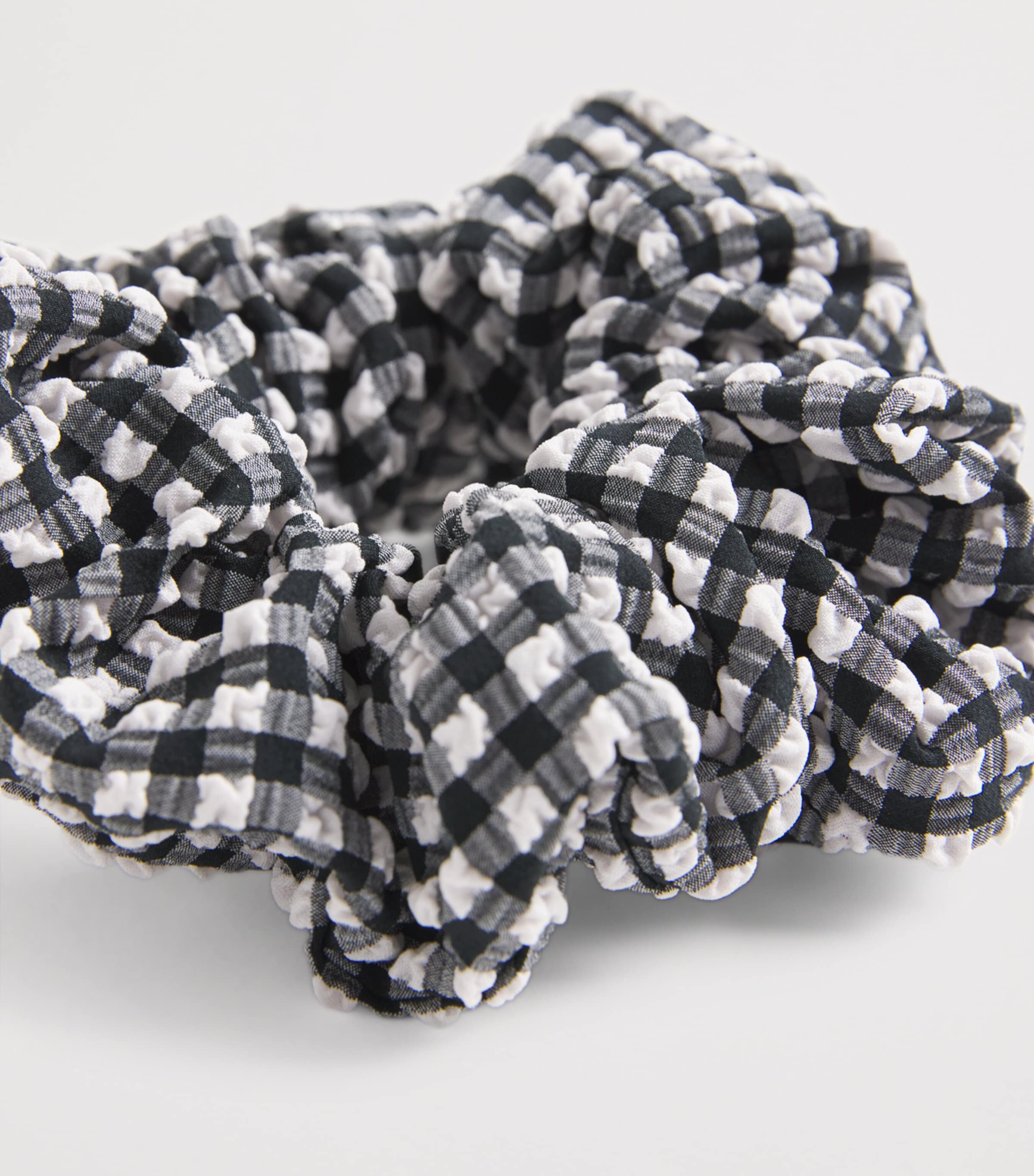 Hunza G Black Seersucker Gingham Scrunchie