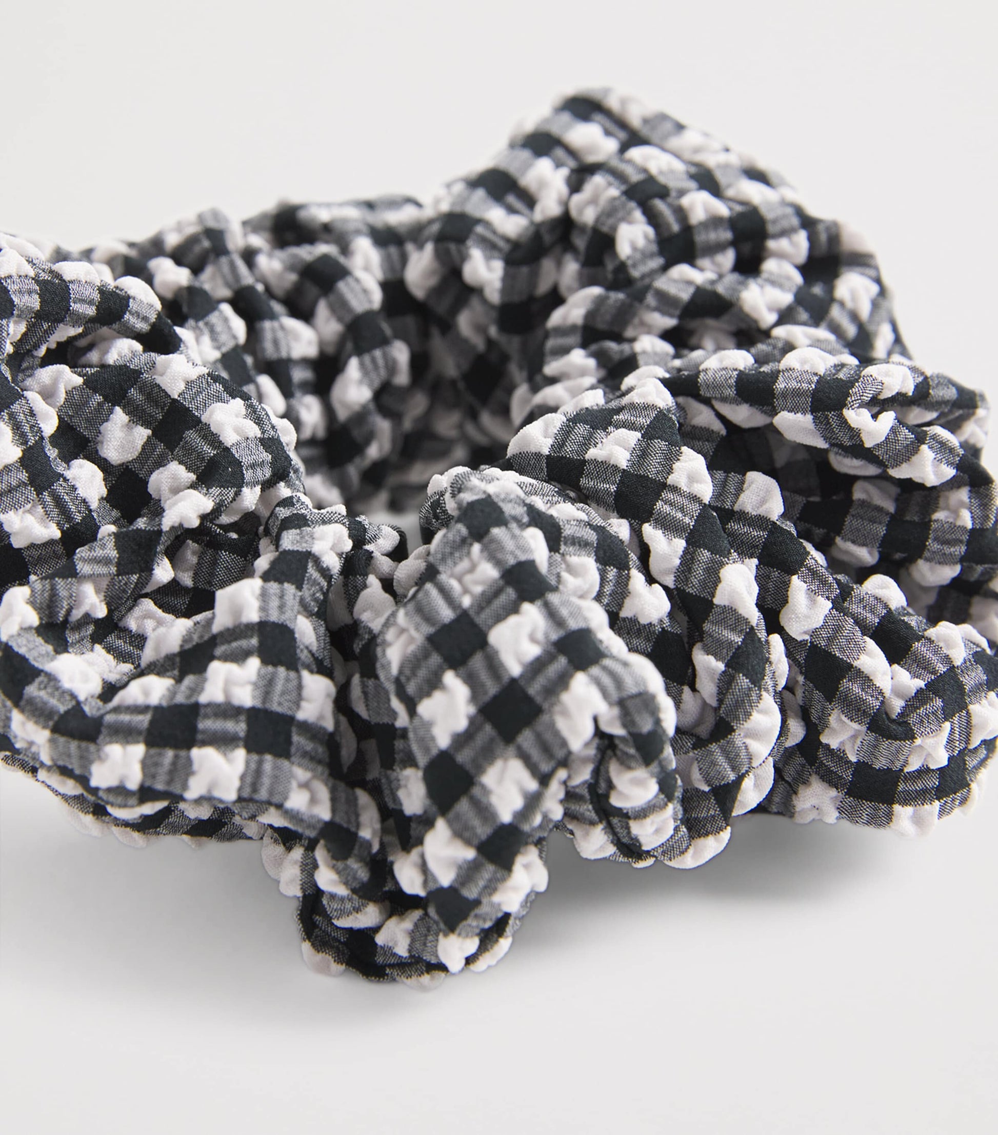 Hunza G Black Seersucker Gingham Scrunchie