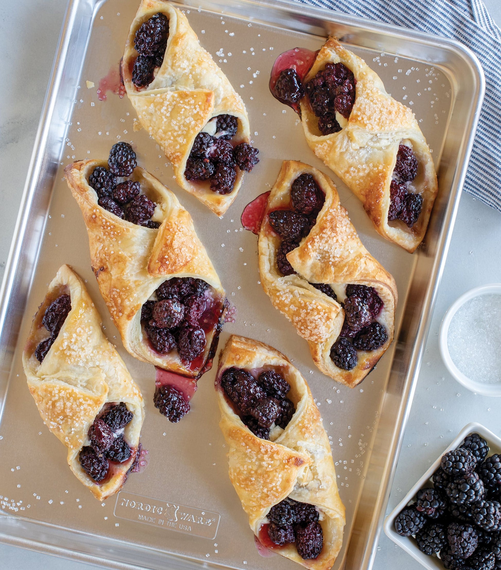 Nordic Ware Aluminium Naturals Jelly Roll Baking Sheet (40cm x 28.5cm)