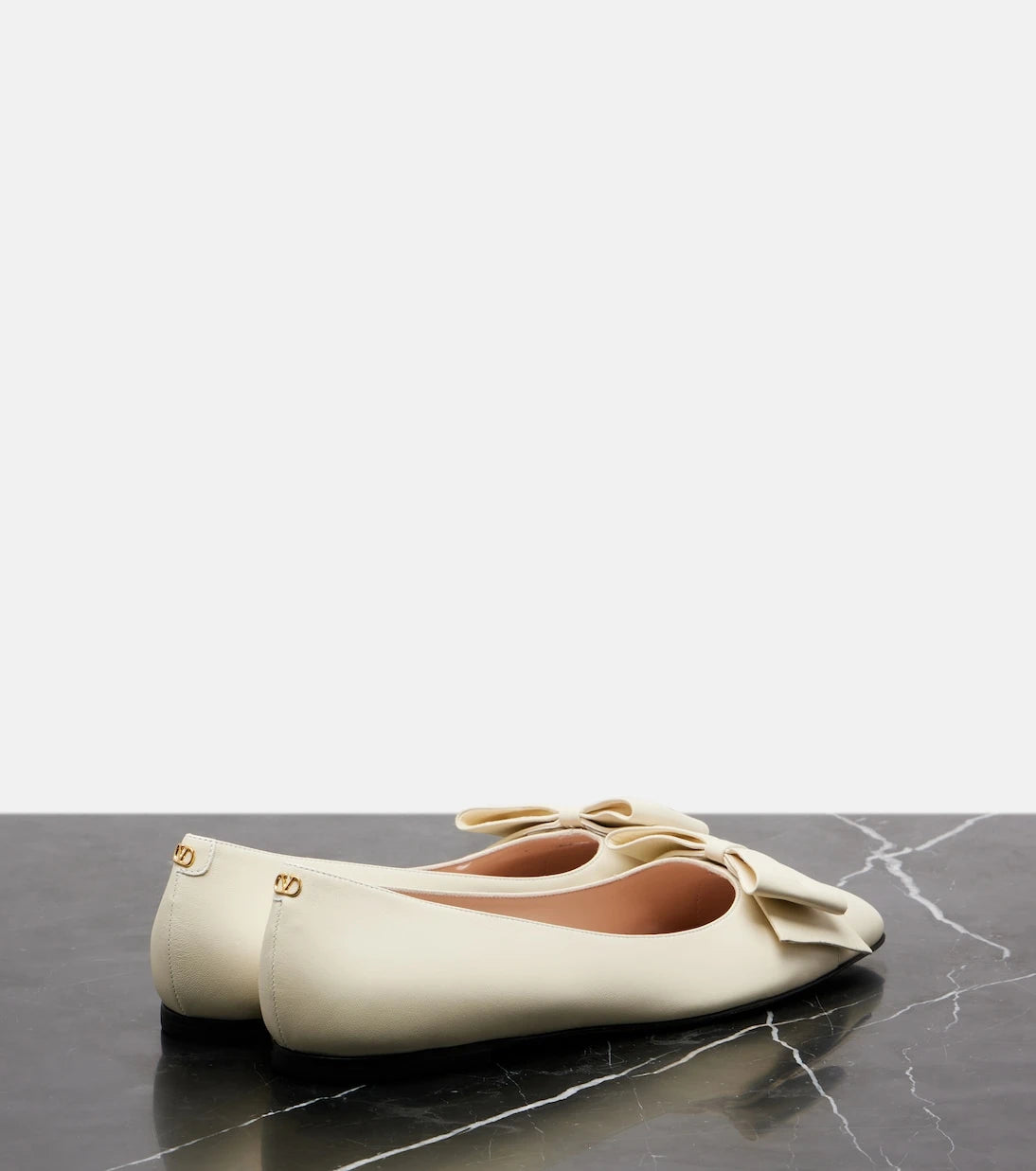 Valentino Garavani - Bow-detail leather ballet flats