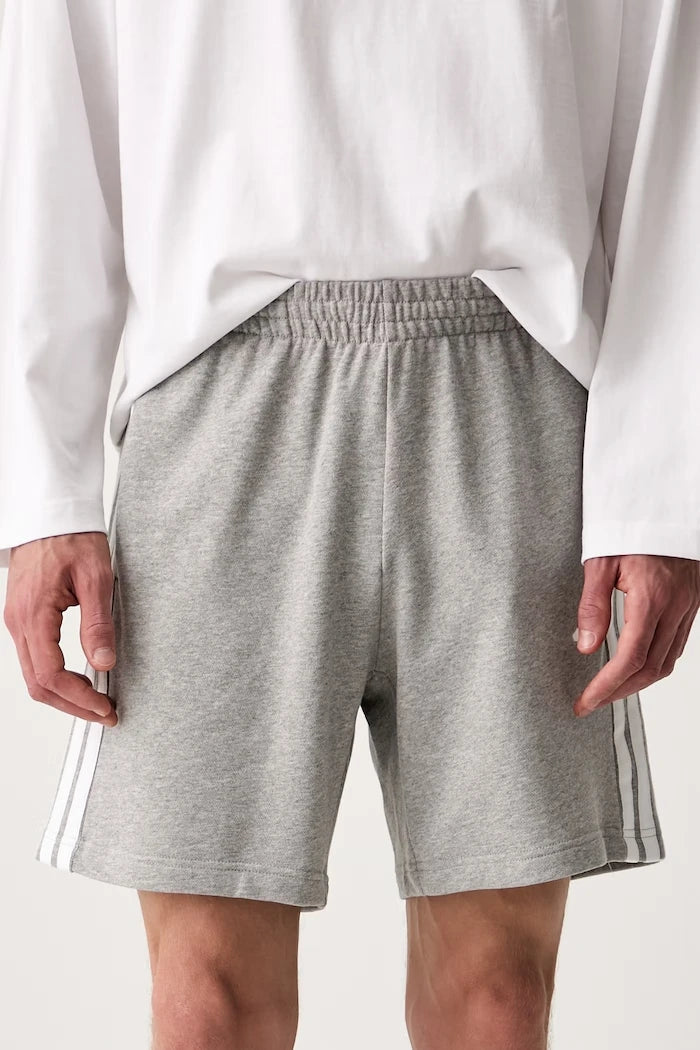 adidas erkek pamuklu eşofman şortu Essentials