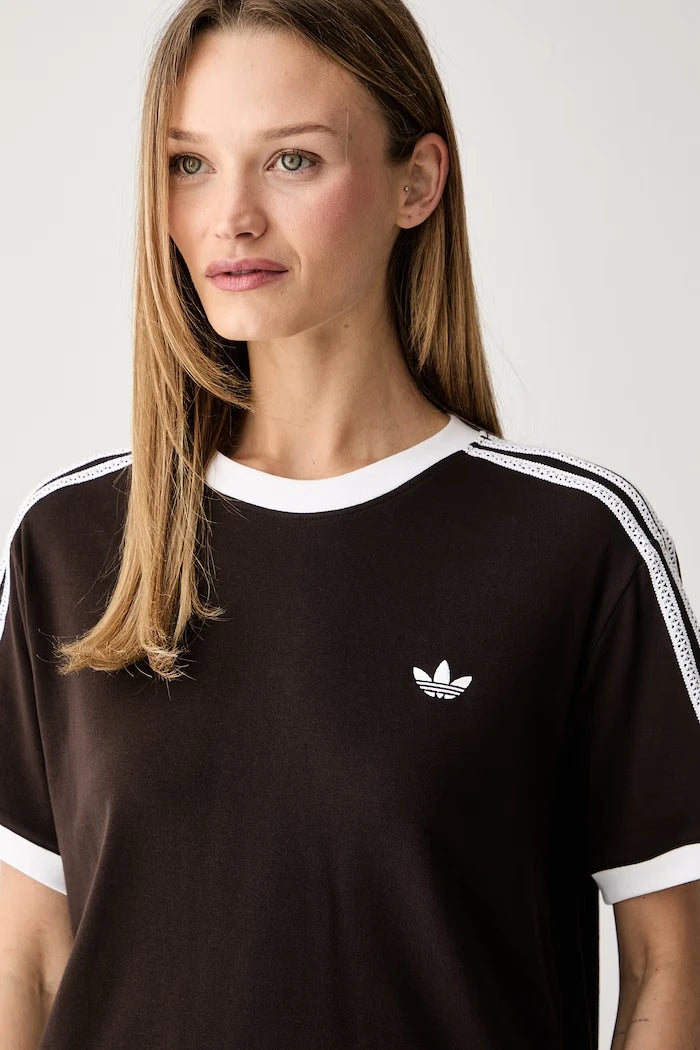 adidas Originals pamuk ve elastanlı kadın tişörtü
