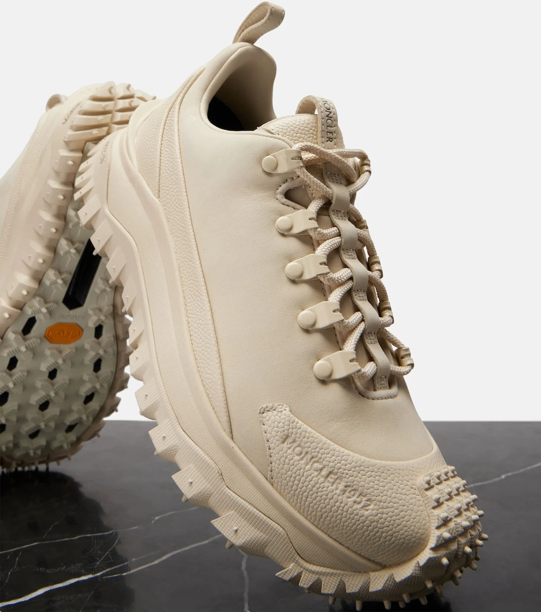 Moncler - حذاء سنيكرز Trailgrip Apex الجلدي