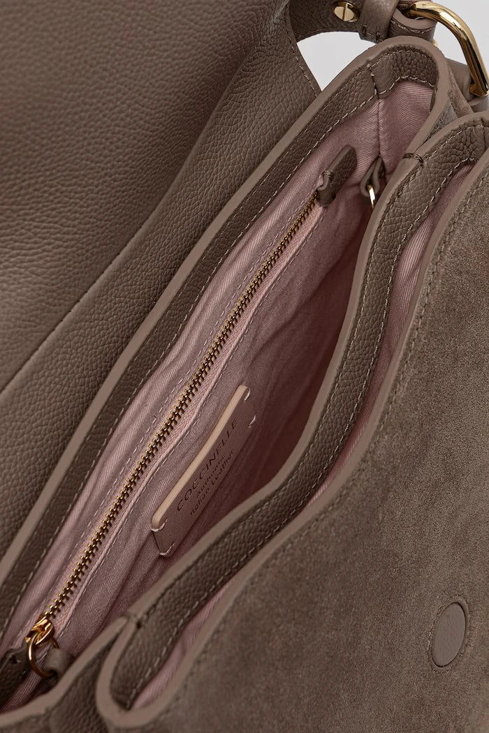 Coccinelle kadın süet crossbody çanta MAVERY SUEDE