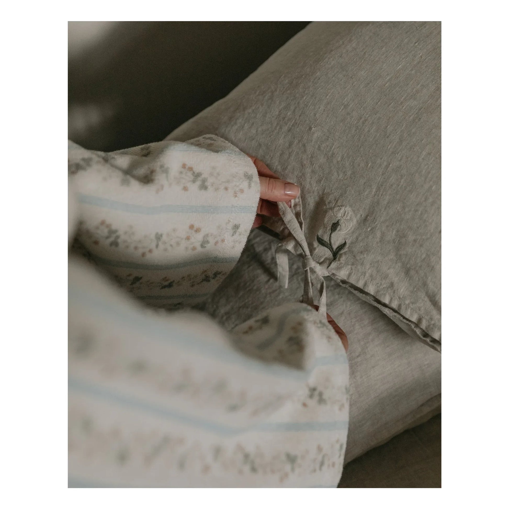 garbo&friends - Linen embroidered pillowcase