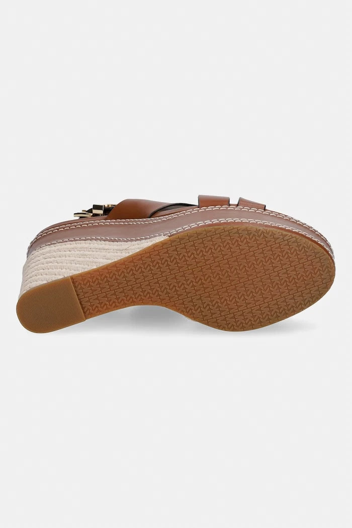 Кожени сандали MICHAEL Michael Kors Nora Wedge