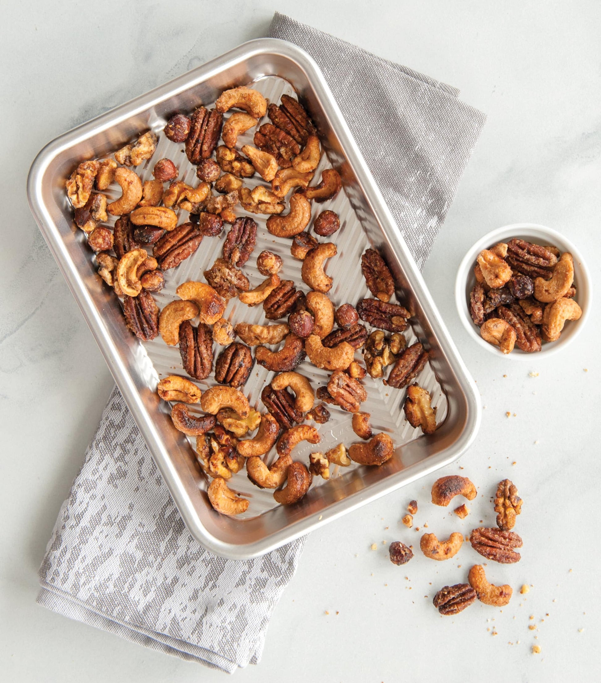 Nordic Ware Aluminium Prism Eighth Baking Sheet (25cm x 18cm)