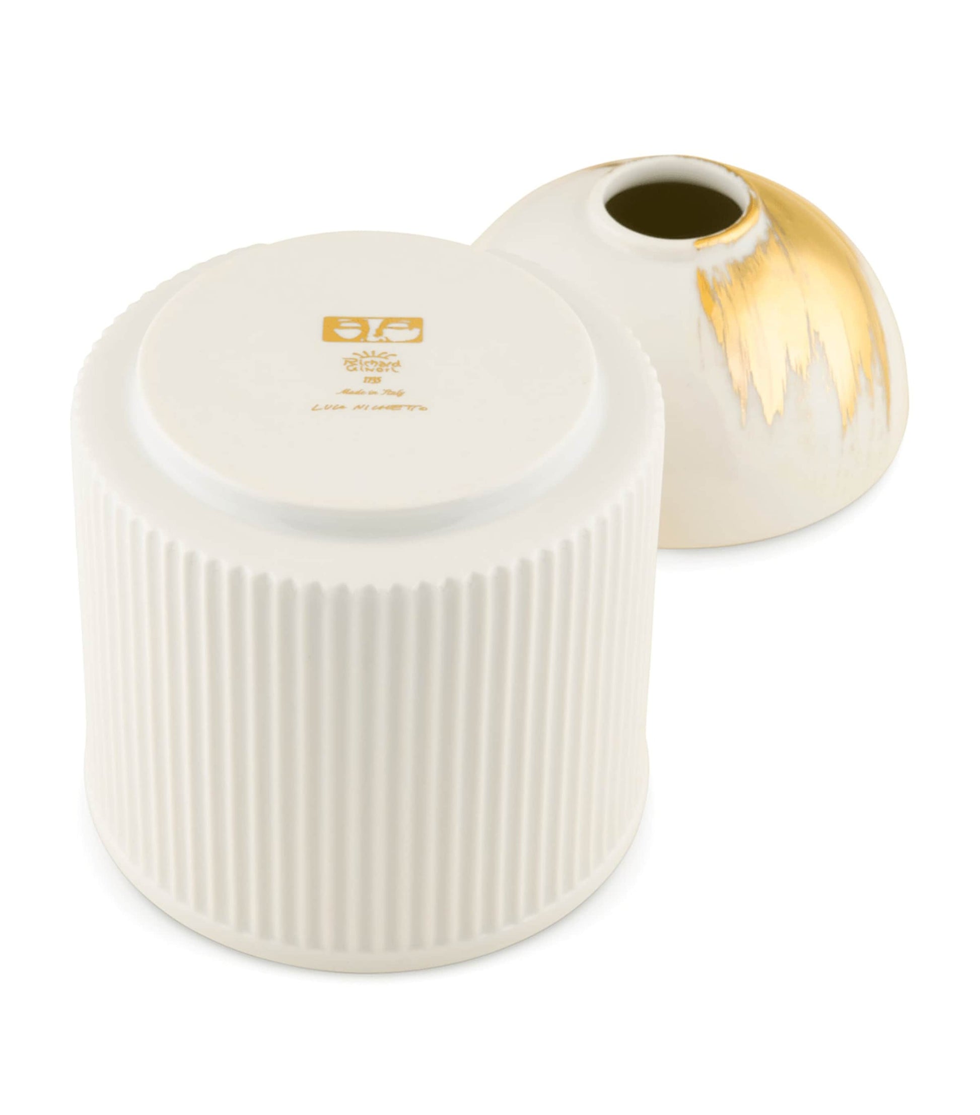 Porcelain L'Amazzone Diffuser Holder