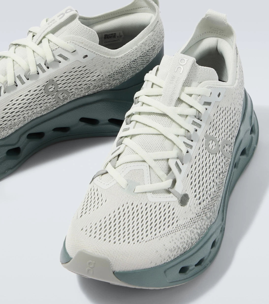On - Cloudsurfer Max running shoes