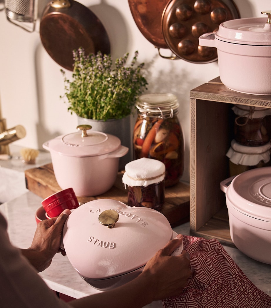 Staub Heart Cocotte (20cm)