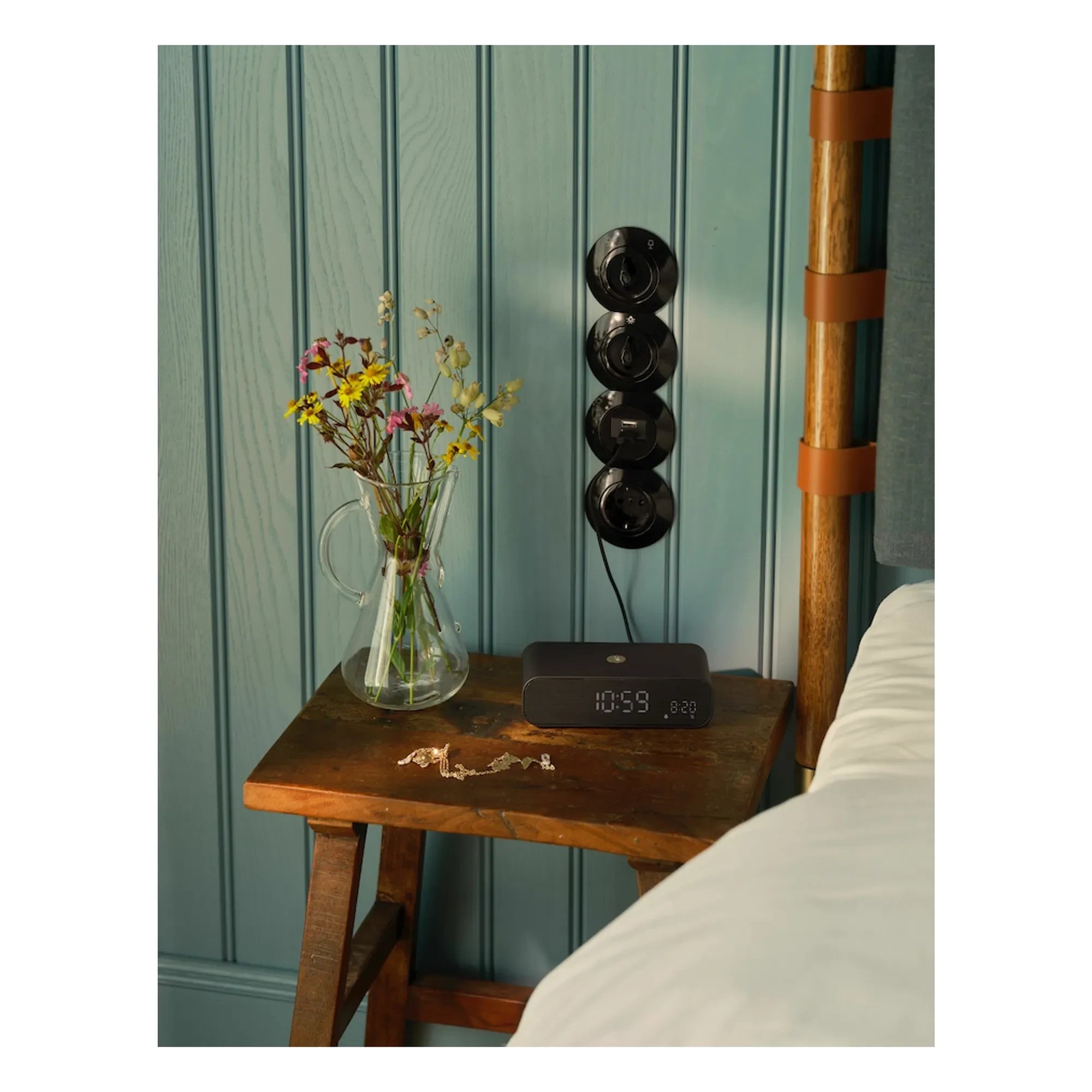 Kreafunk - Wakie alarm clock | Black