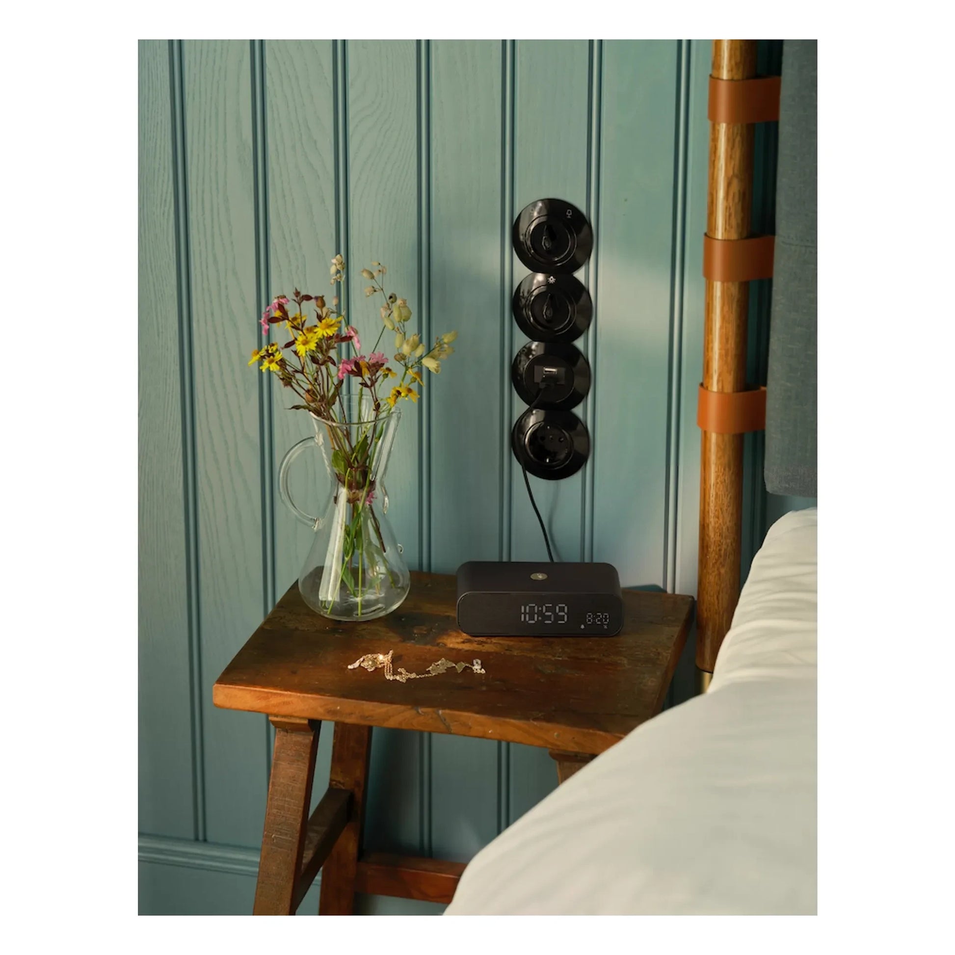 Kreafunk - Wakie alarm clock | Black