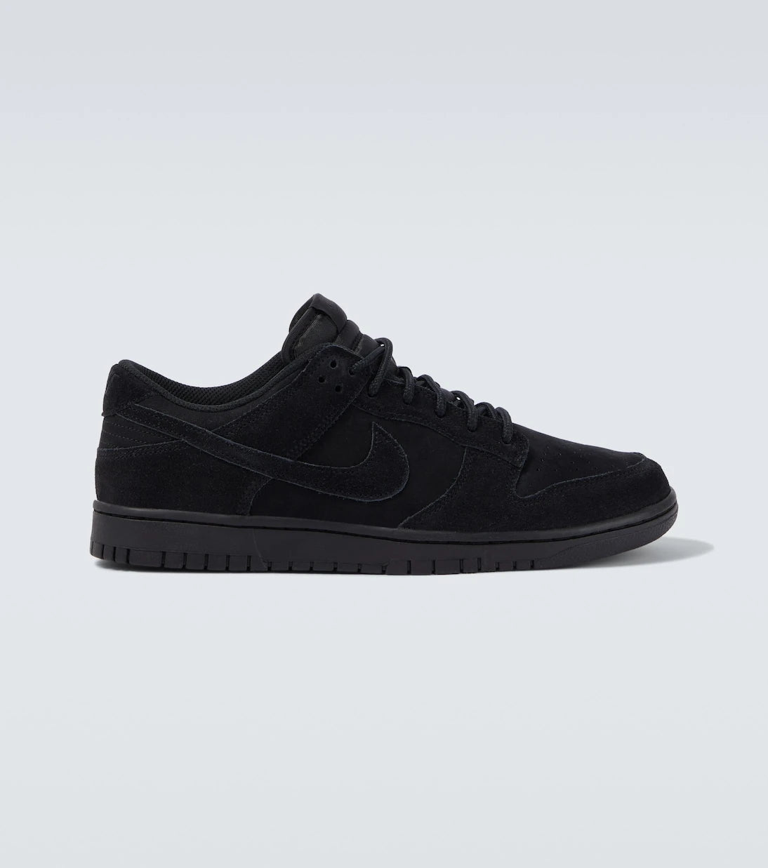 Nike - Dunk Low suede sneakers
