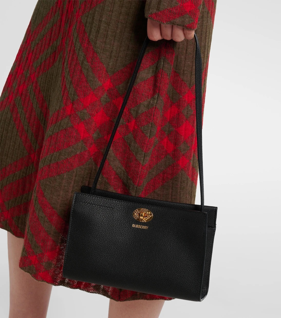 Burberry - حقيبة كروس بودي صغيرة من الجلد