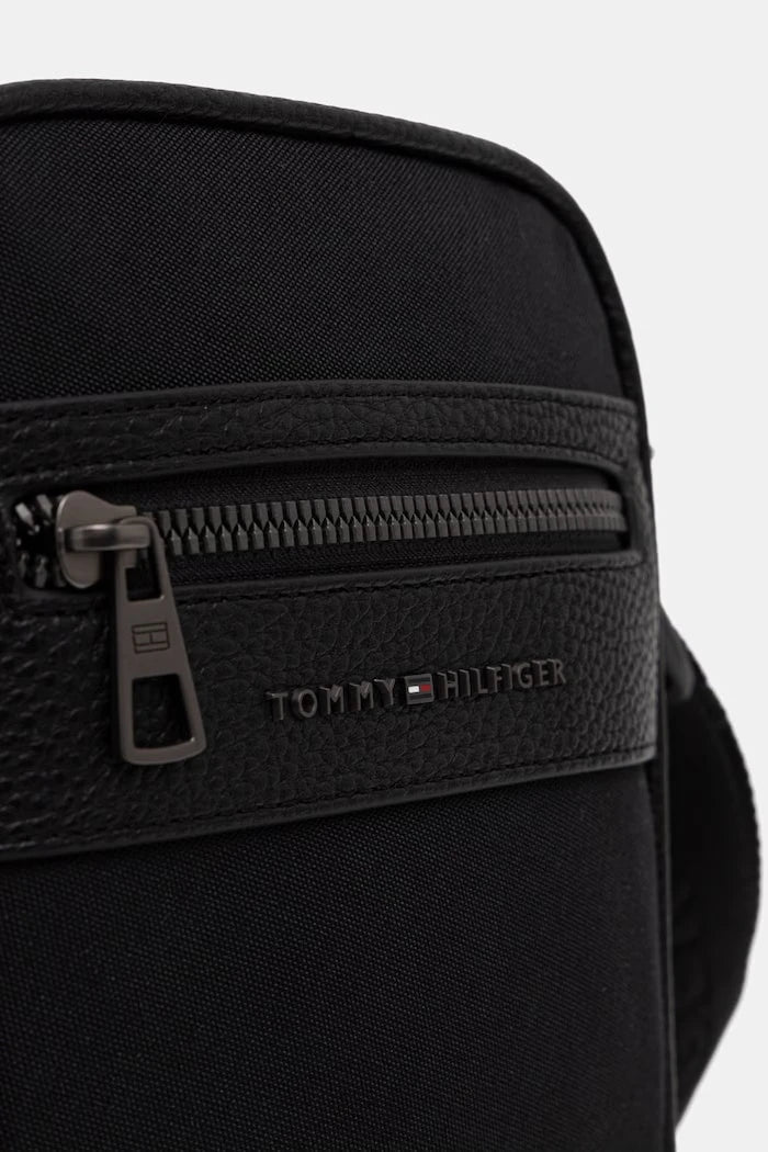 Tommy Hilfiger erkek omuz çantası