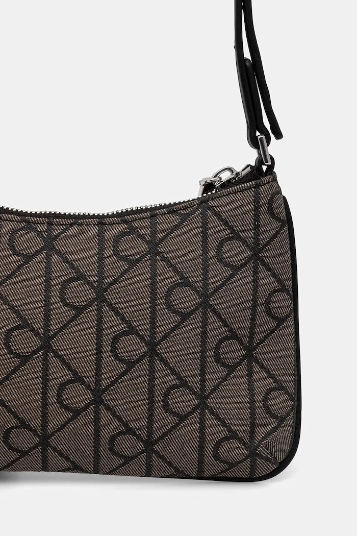 Calvin Klein чанта crossbody дамски