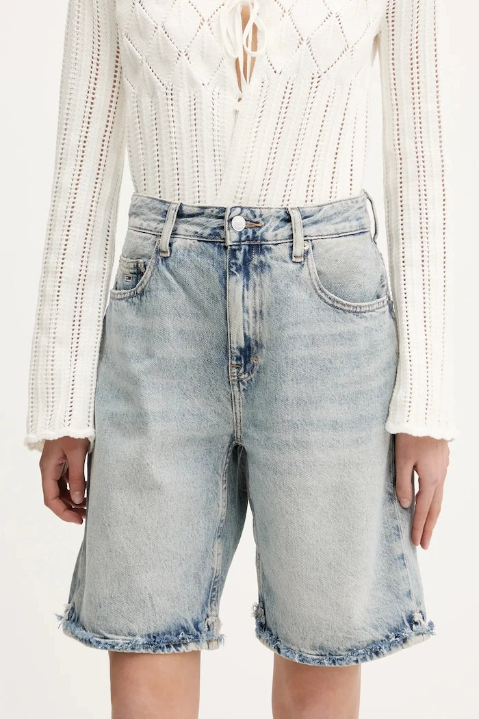 Дънков къс панталон Tommy Jeans