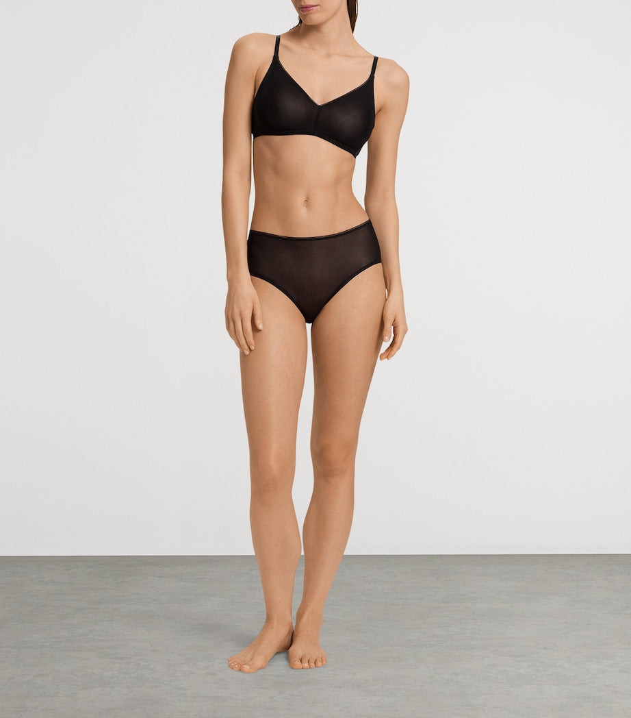 Hanro Black Smooth Illusion Soft Cup Bra