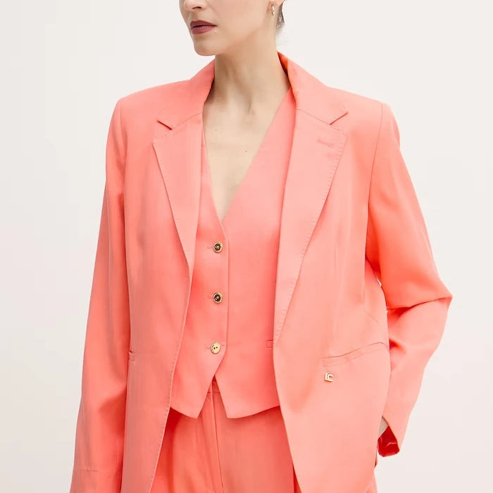 Lola Casademunt kadın keten karışımlı blazer ceket