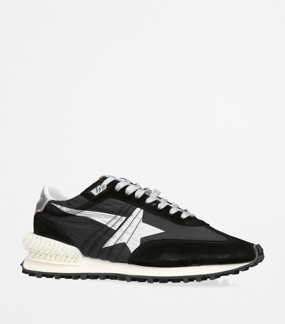 Marathon Runner Sneakers