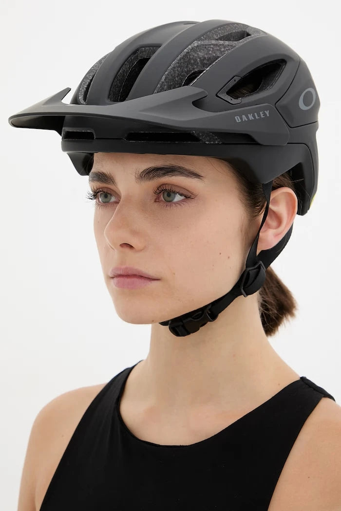 Oakley велосипедна каска DRT3 TRAIL EUROPE