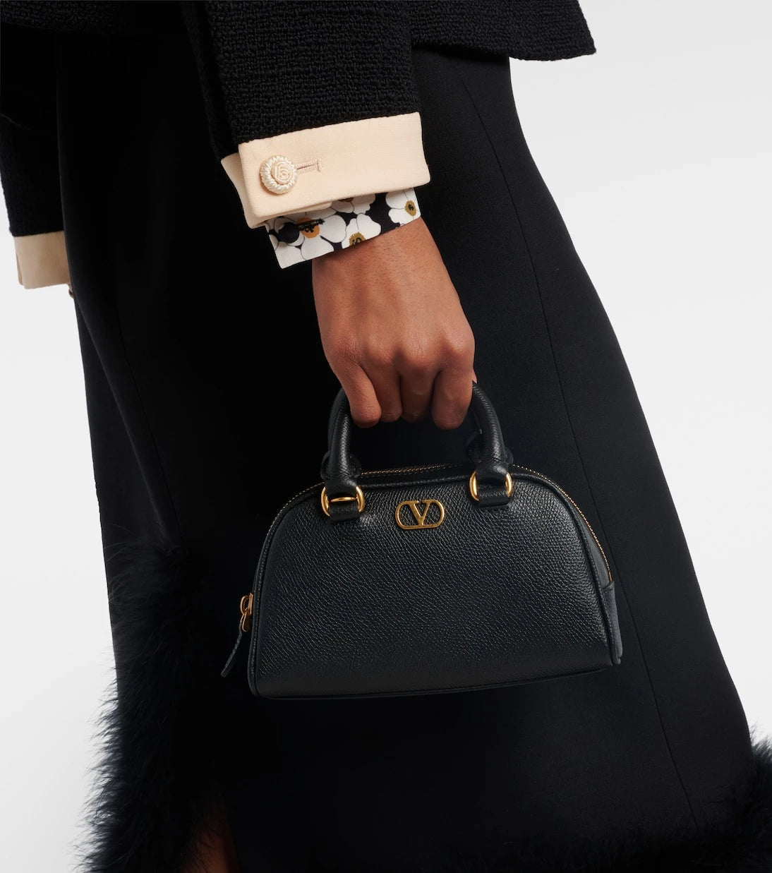 Valentino Garavani - VLogo leather tote bag
