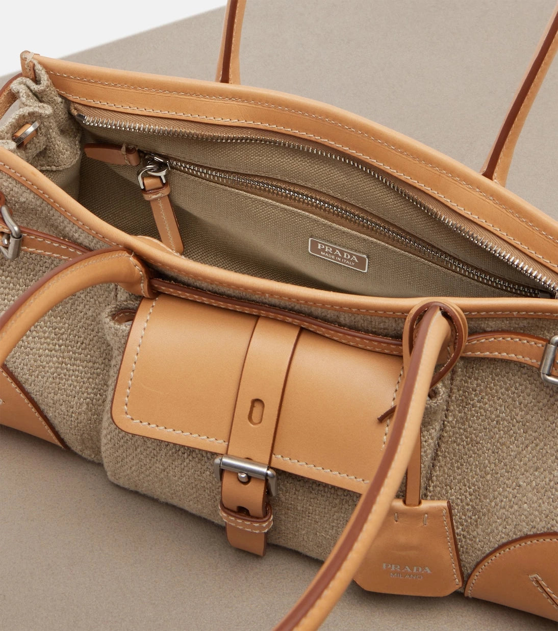 Prada - Prada Bonnie Medium shoulder bag