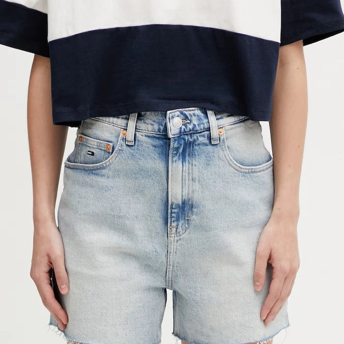 Tommy Jeans къс панталон дамски от деним