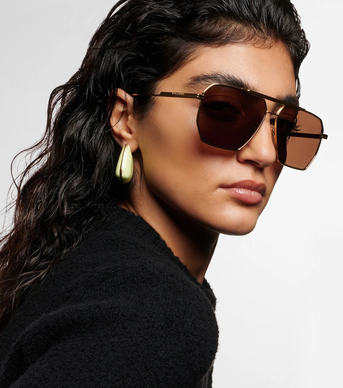Bottega Veneta - نظارة شمسية Aviator