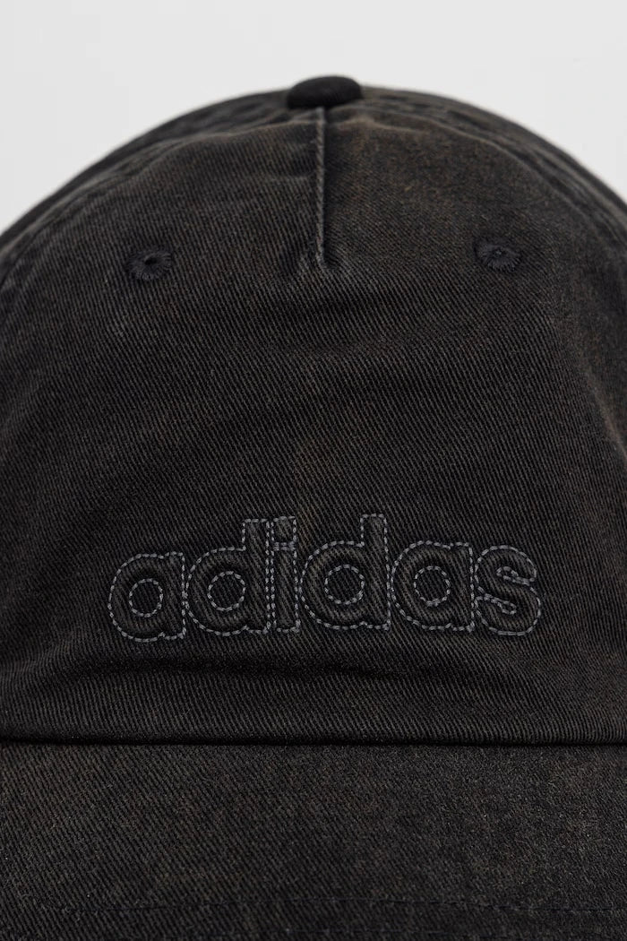 Adidas шапка с козирка от памук