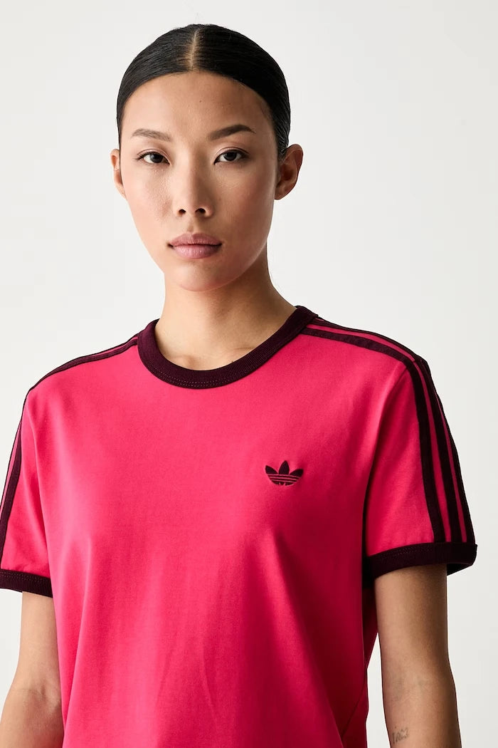 adidas Originals pamuk ve elastanlı kadın tişörtü