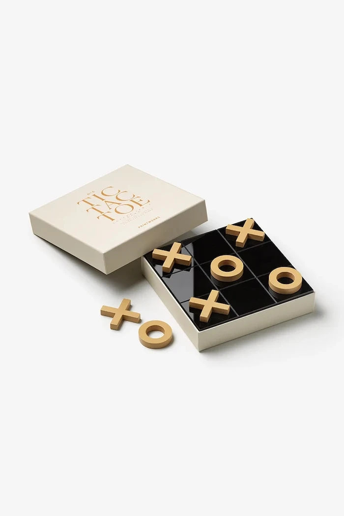 Printworks Classic Tic Tac Toe Masa Oyunu 20 x 20 x 4 cm